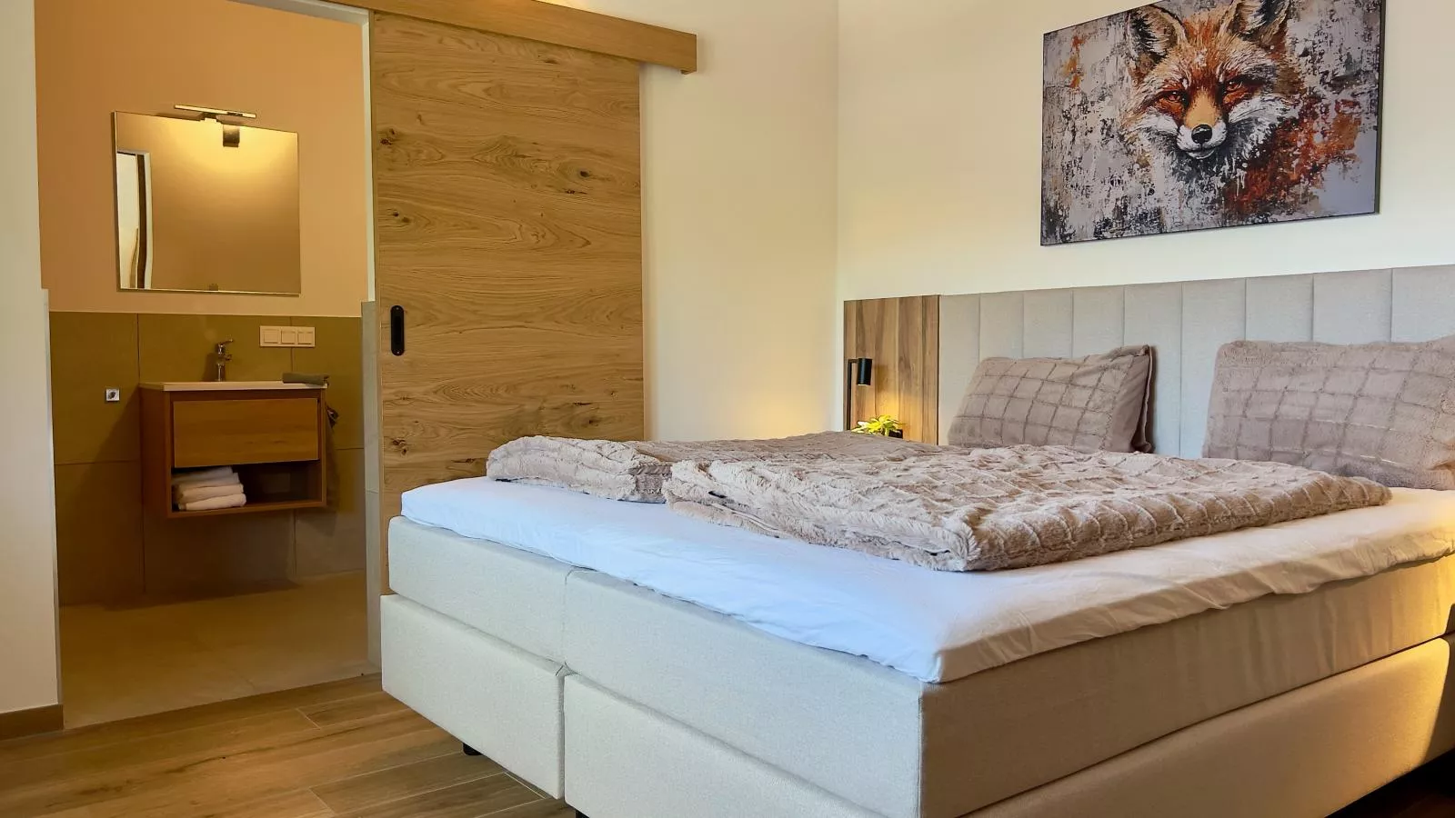 Grebenzen Lodge Starnberg 60A-Bedroom