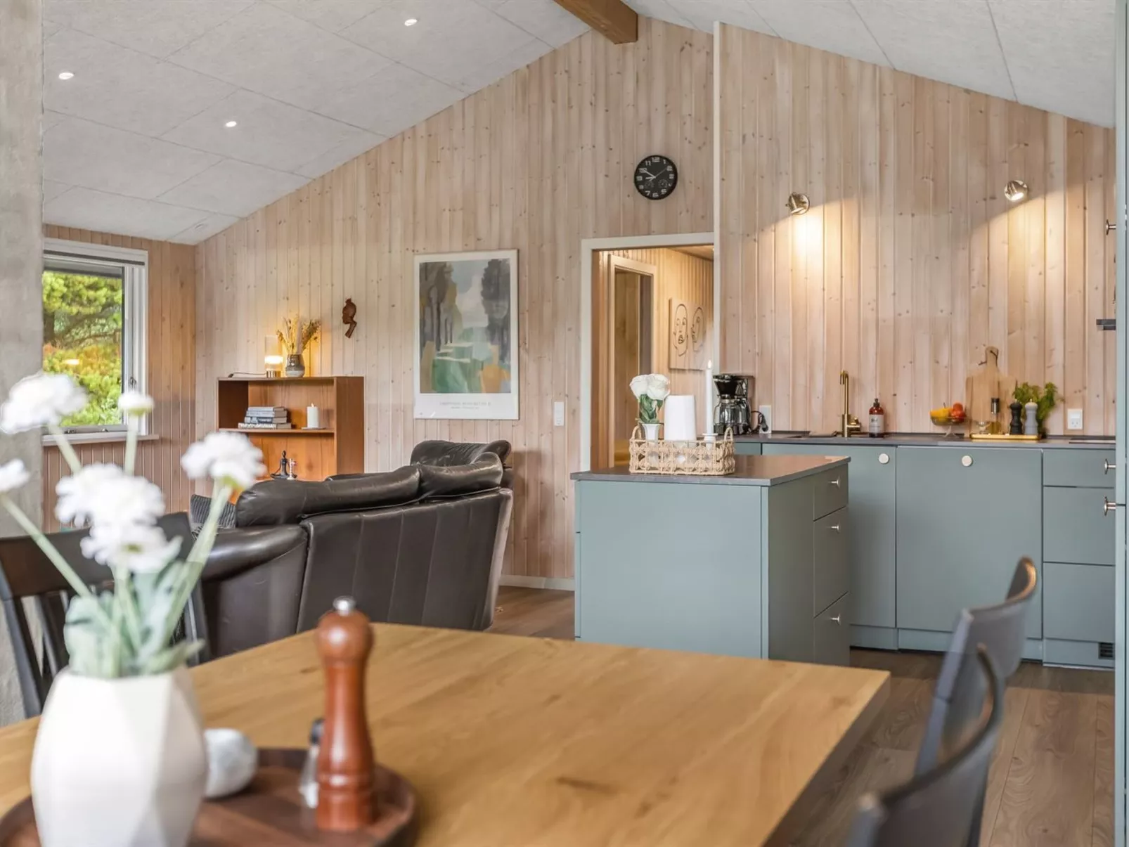 "Tole" - 2km from the sea-Dedans