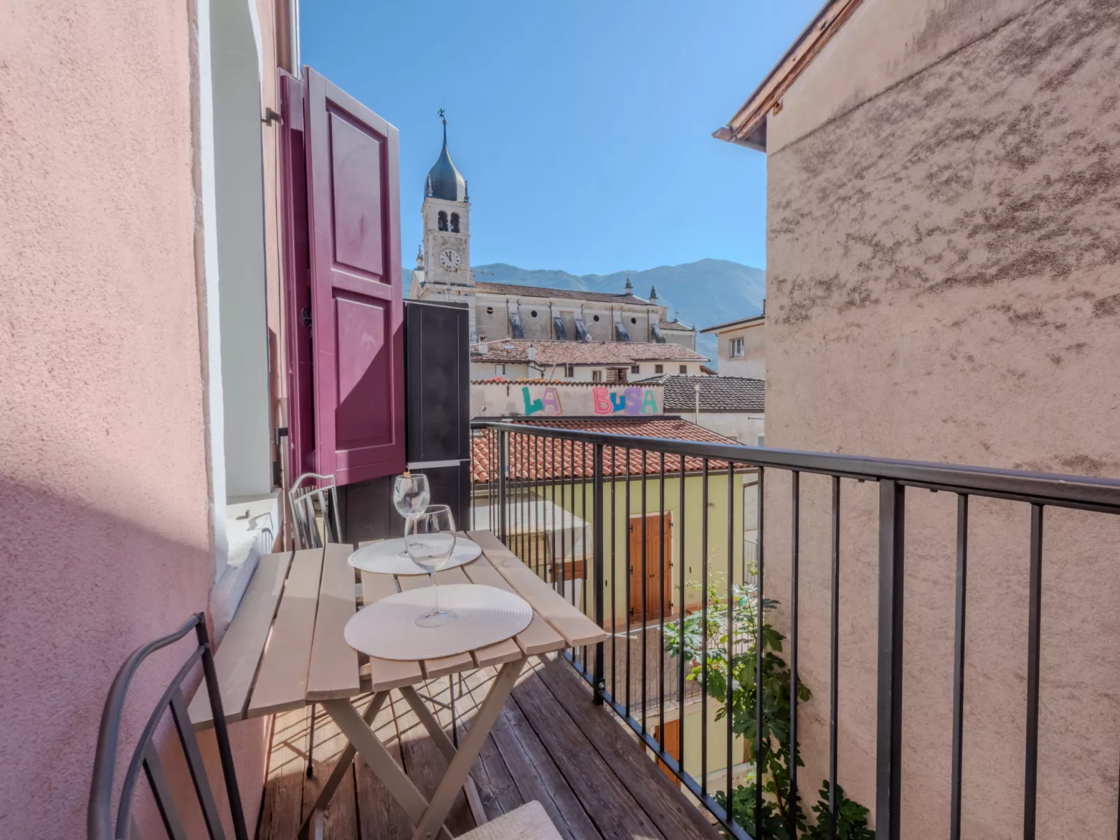 Felicitahome-Outside