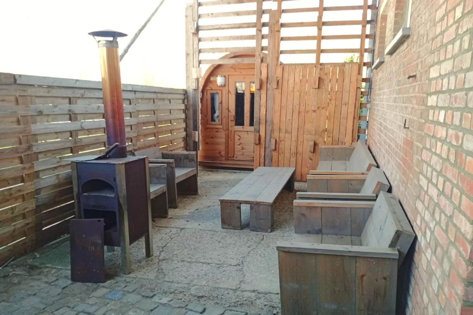 De Smishoeve volledig - met wellness-Terrasse