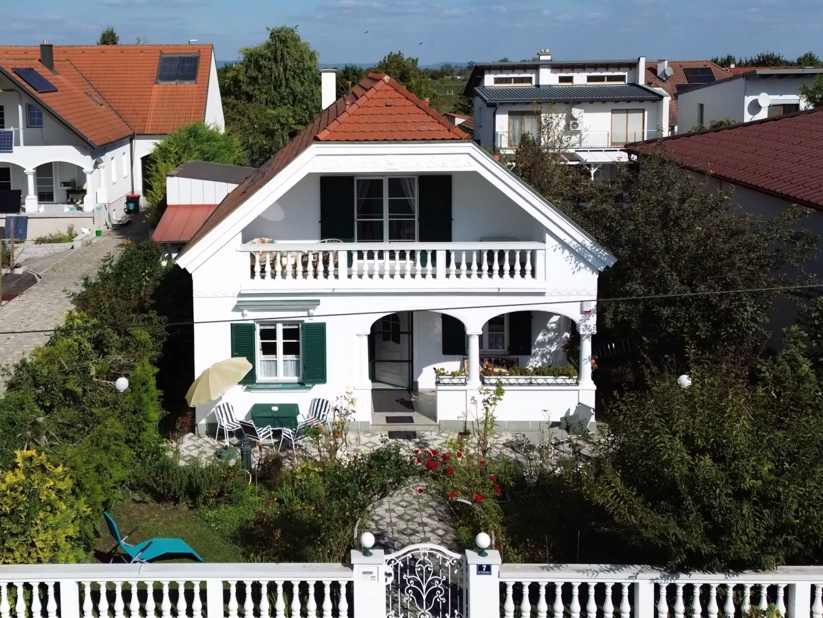 Großmutters Ferienhaus-Draußen