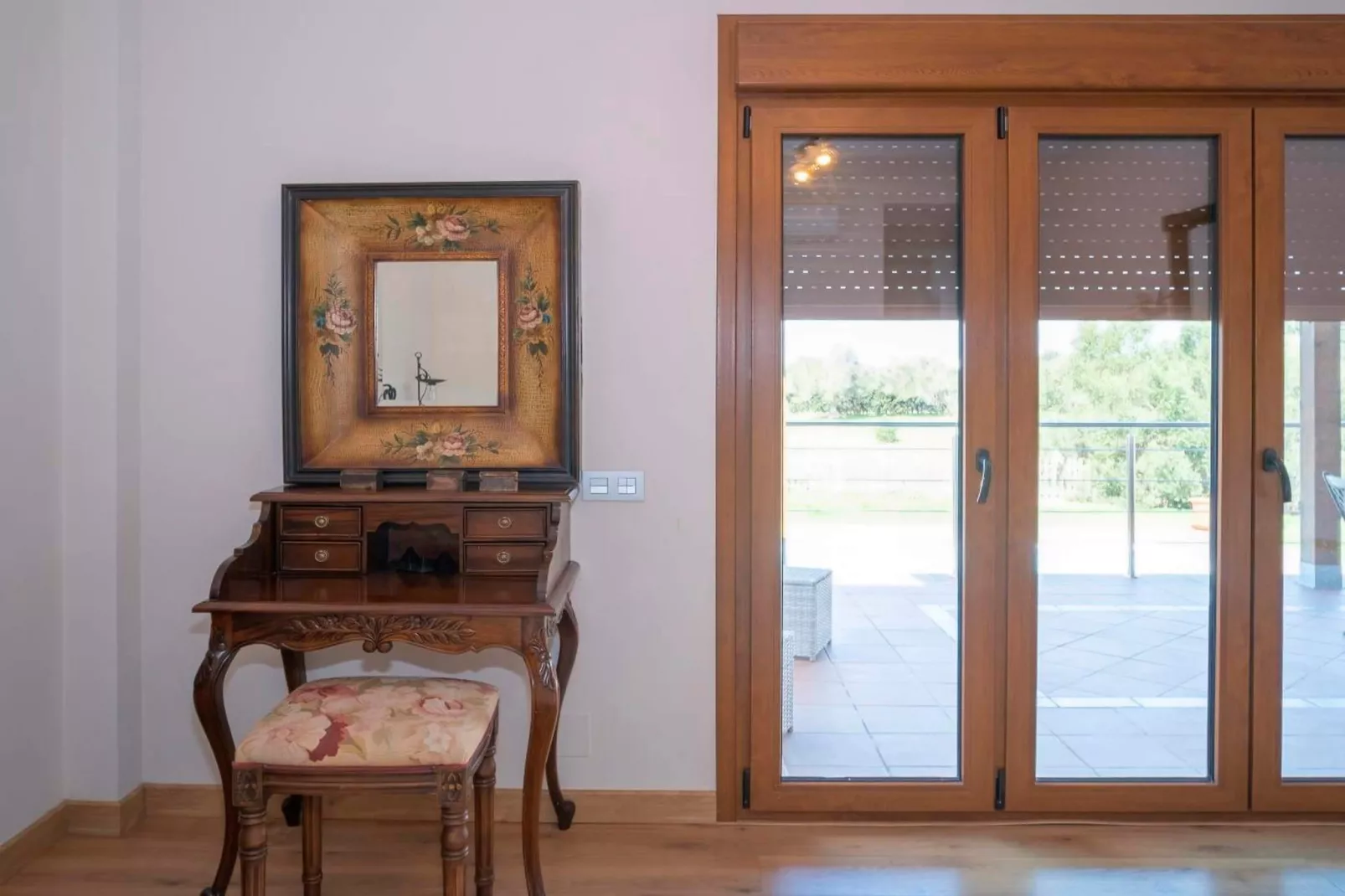 1948- +34601093121-Ambiance