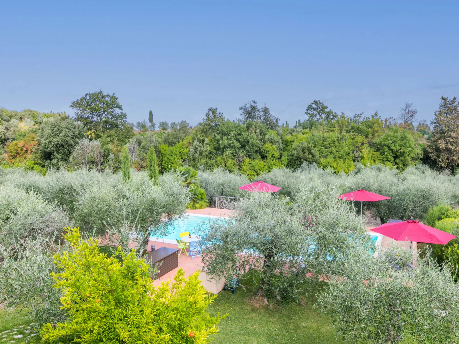 Vecchio Forno-Outside