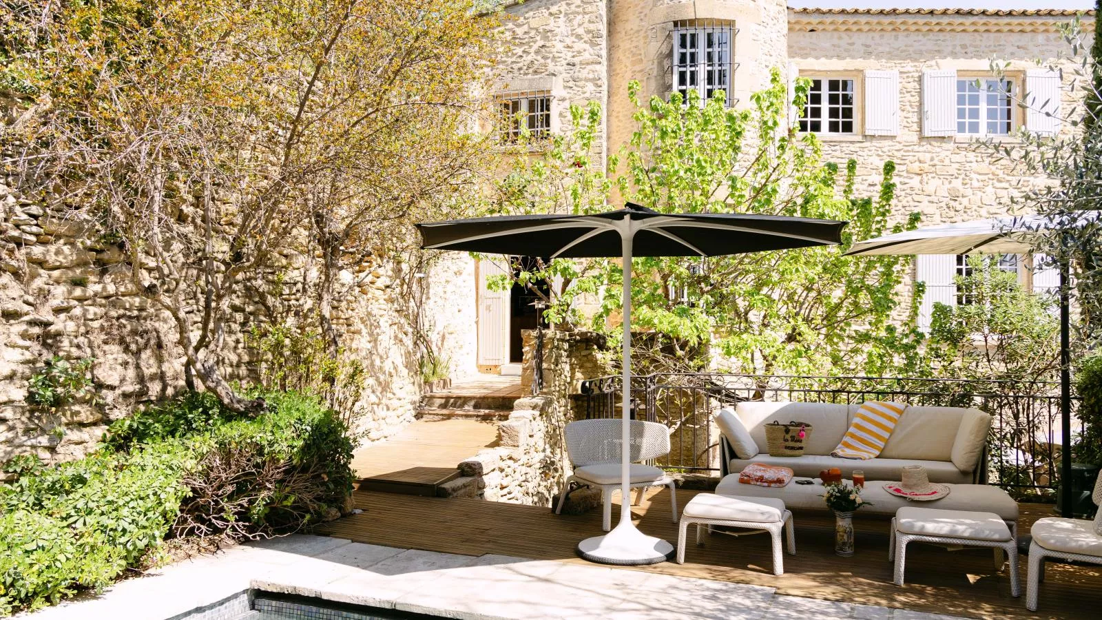 Chateau la Perle-Extérieur été