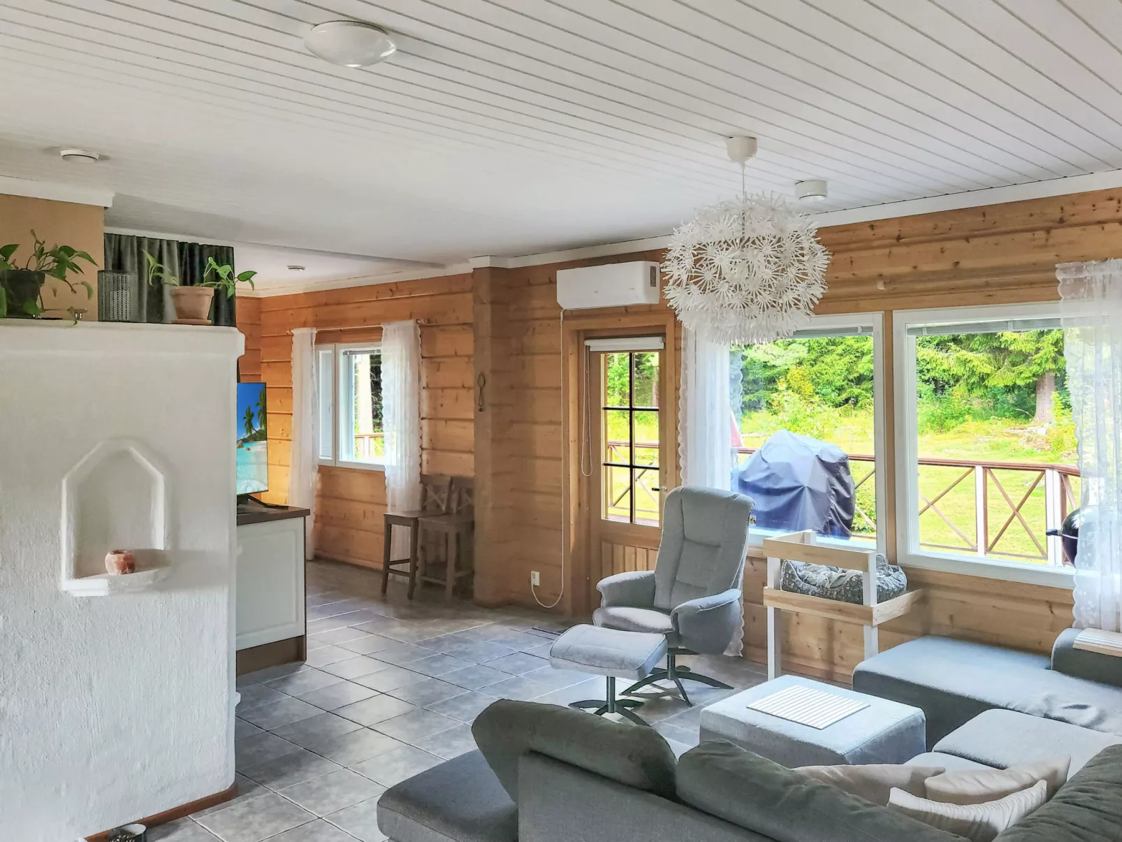 Villa soittoranta-Drinnen