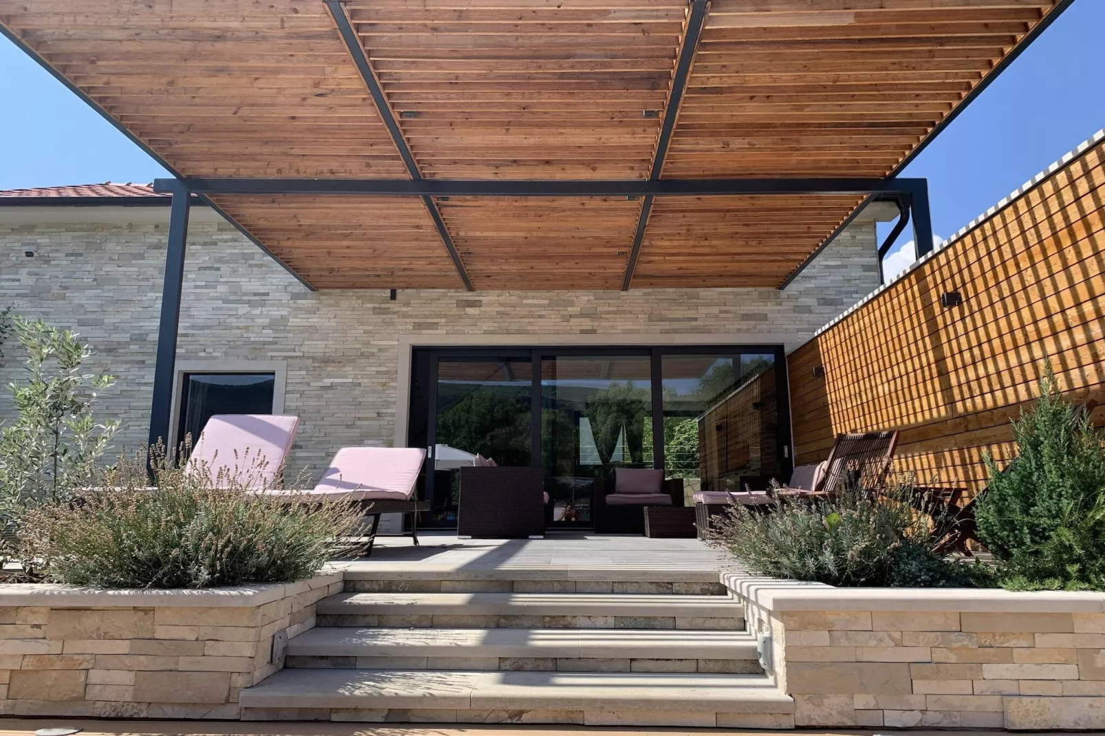 Luxury Villa Prolozac-Terrasse/Balkon