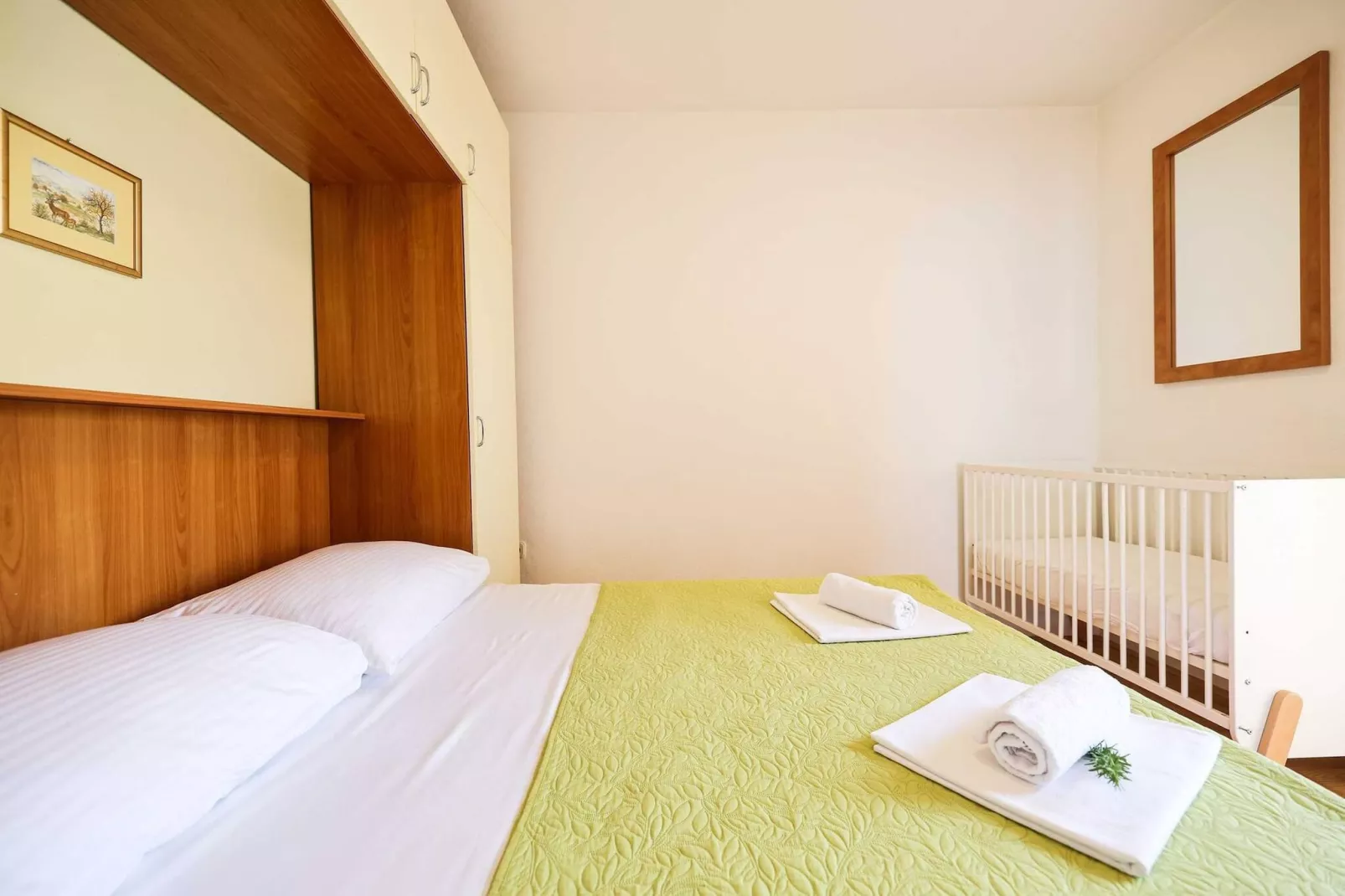 Holiday home Nekic-Schlafzimmer