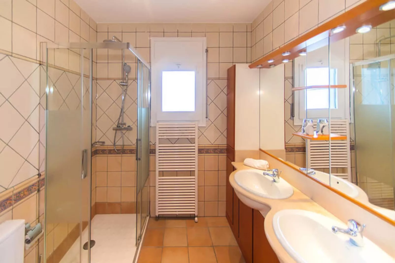 Maison à Roses-Nicht zugeordnet