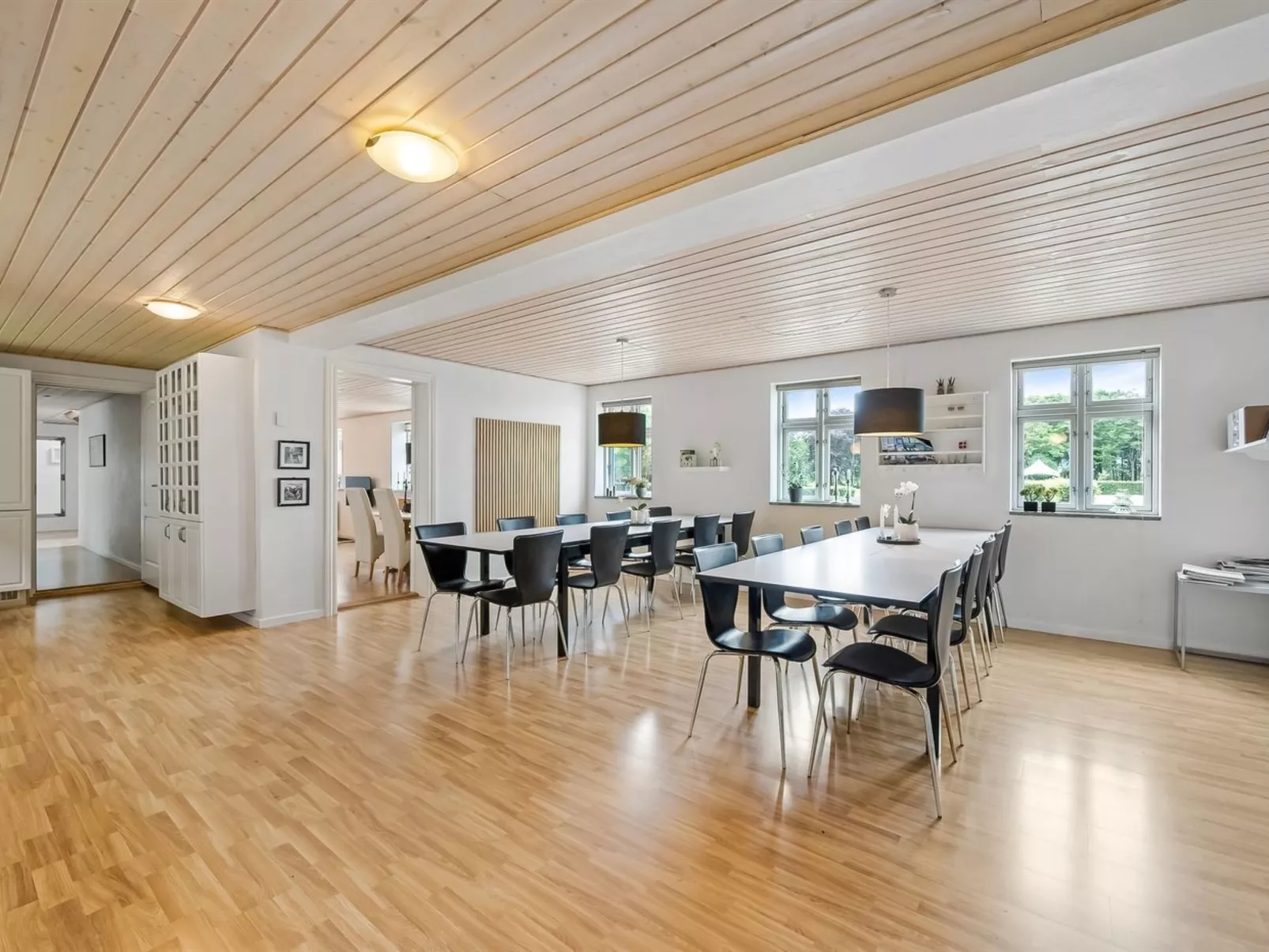 "Edine" - 4.5km from the sea-Inside