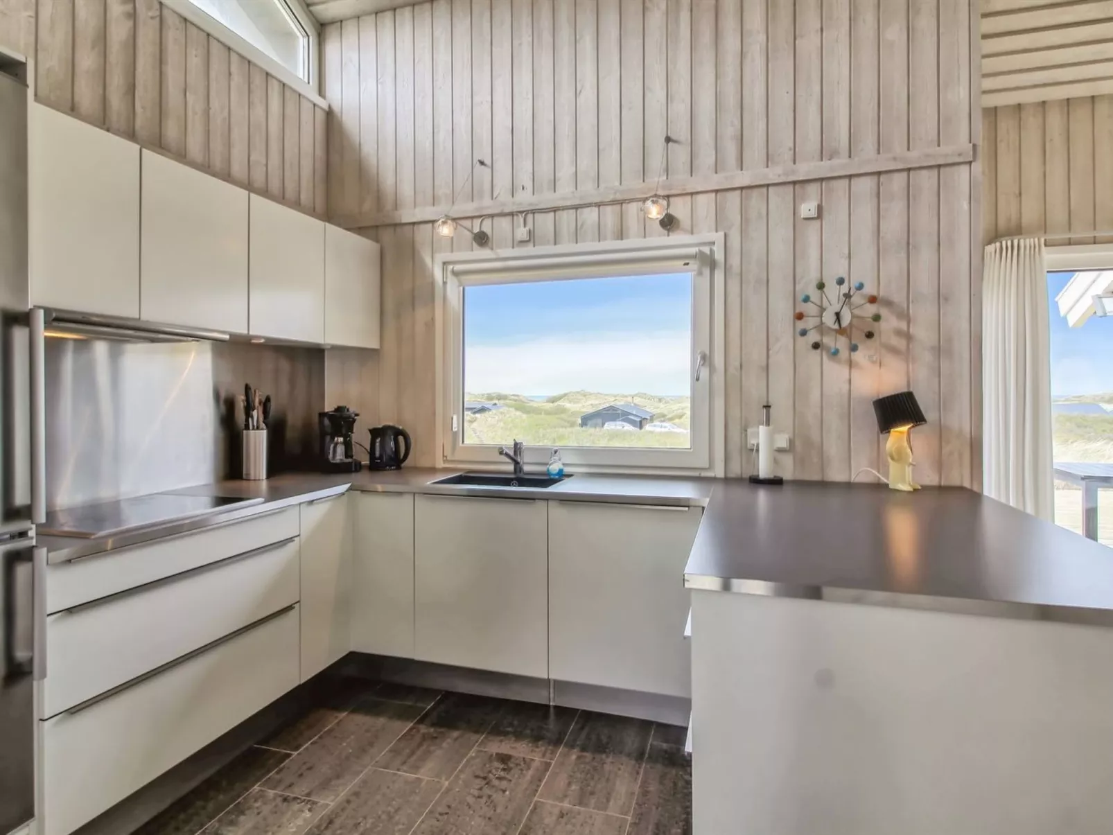 "Romil" - 350m from the sea-Inside