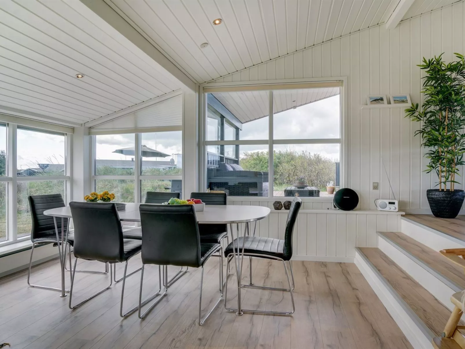 "Bertil" - 400m from the sea-Dedans