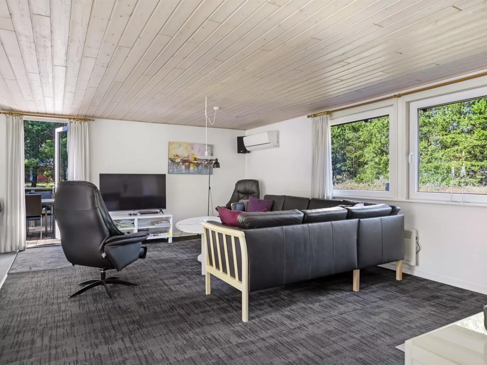 "Maija" - 1.4km from the sea-Dedans