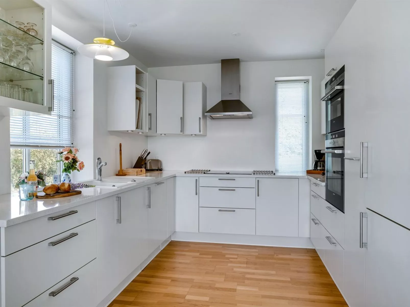 "Jeppe" - 50m to the fjord-Inside