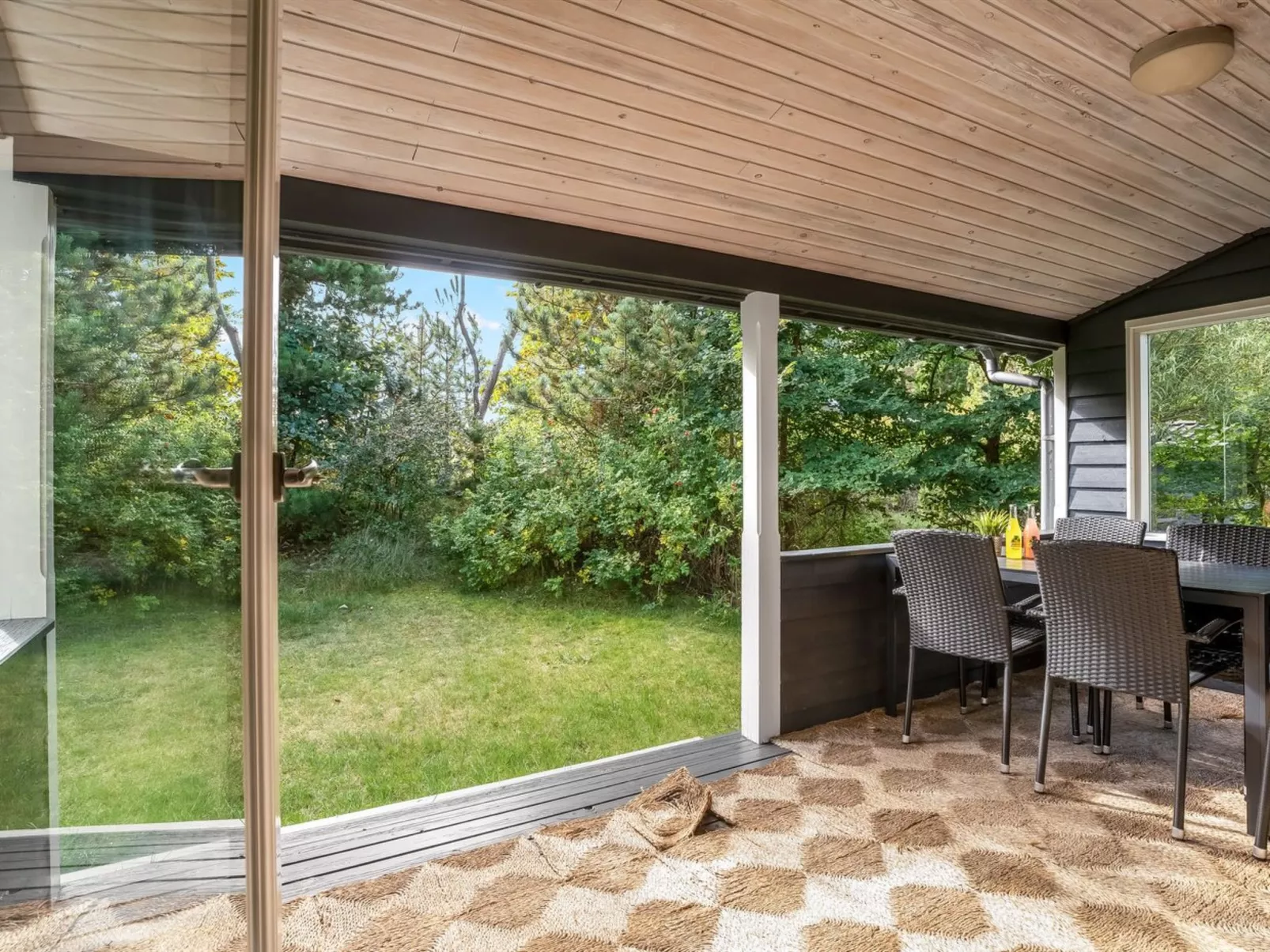 "Lökea" - 800m from the sea-Draußen