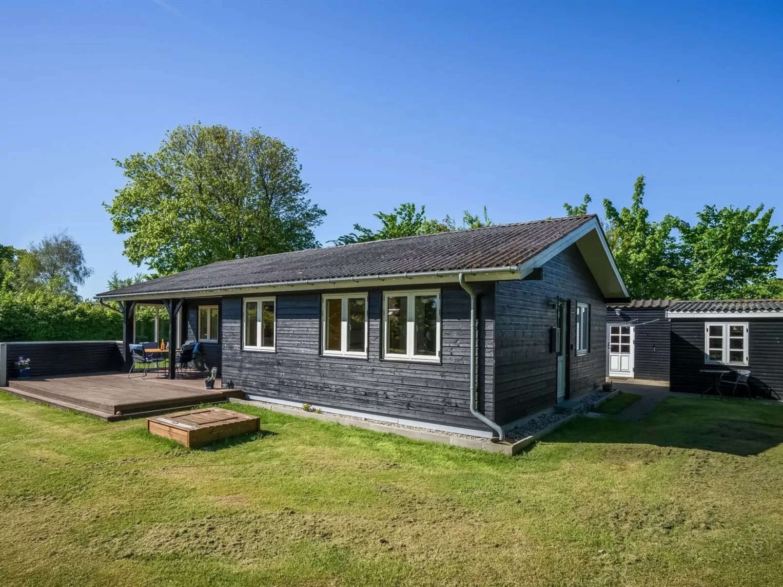 "Gunhil" - 200m from the sea-Outside