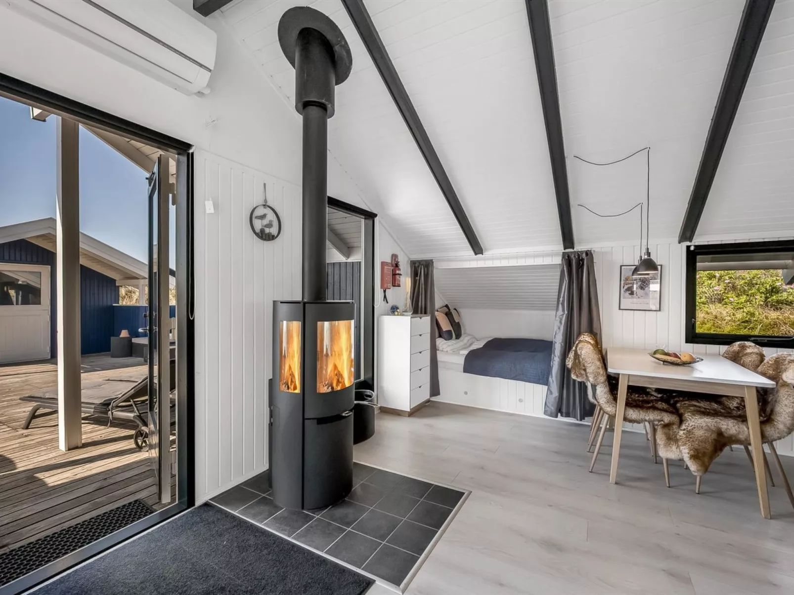 "Asalonis" - 250m from the sea-Inside