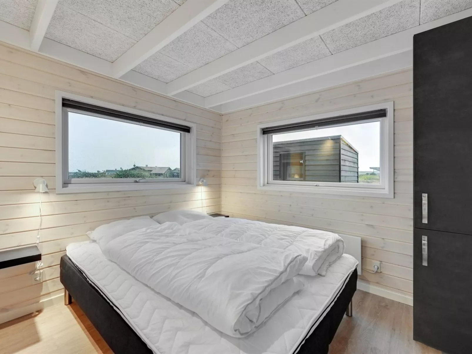 "Tola" - 450m from the sea-Drinnen