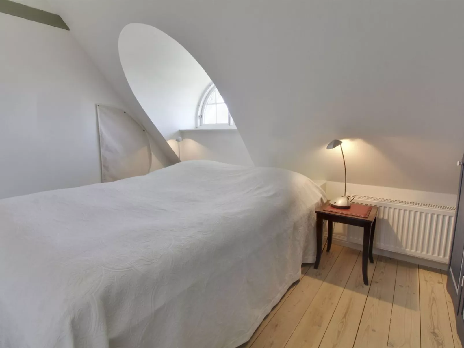 "Ingulf" - 18km from the sea-Inside