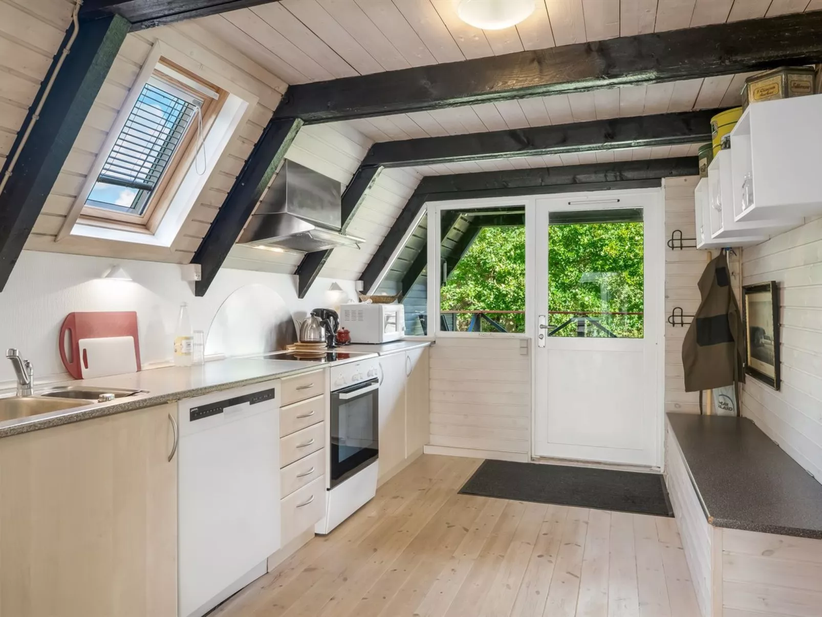 "Vladanka" -  from the sea-Inside