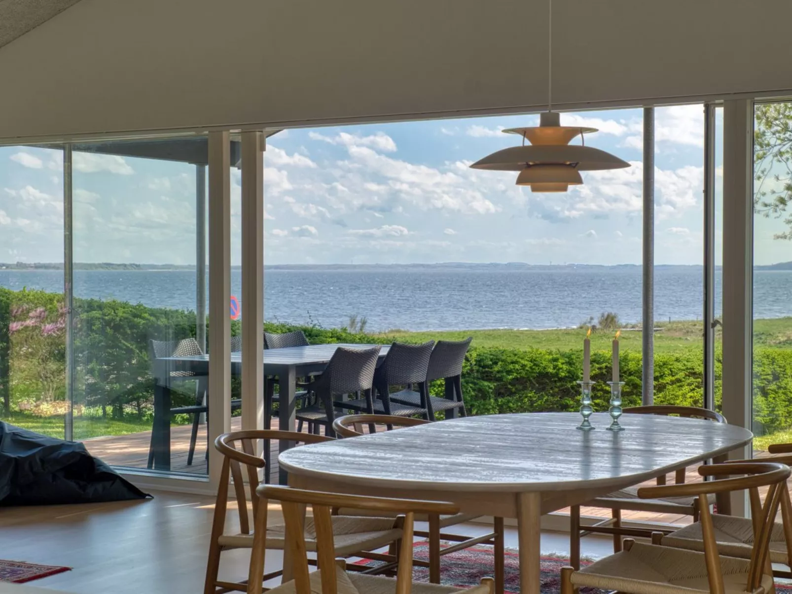 "Elissa" - 50m to the fjord-Inside