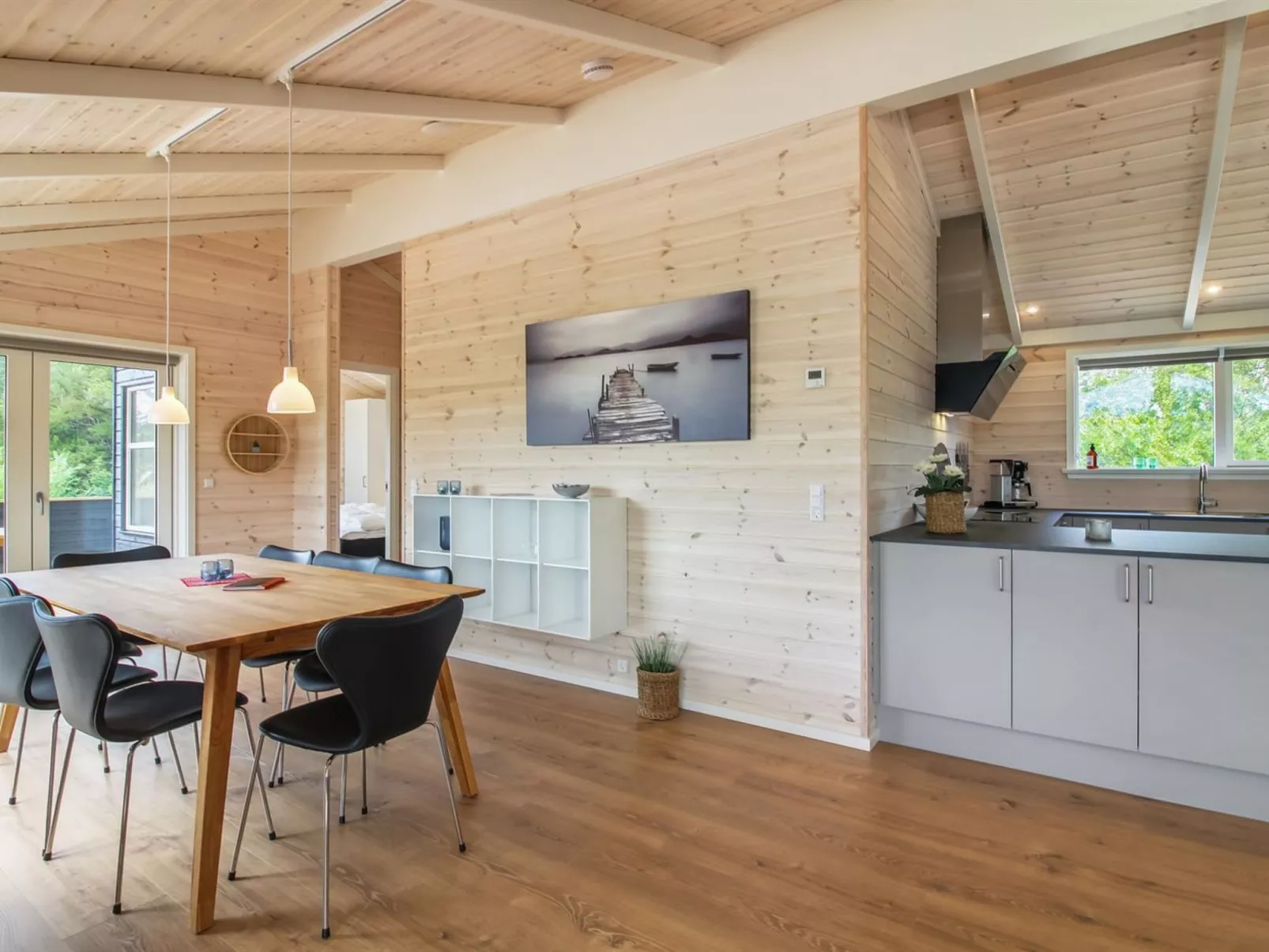 "Heriest" - 1.2km from the sea-Inside