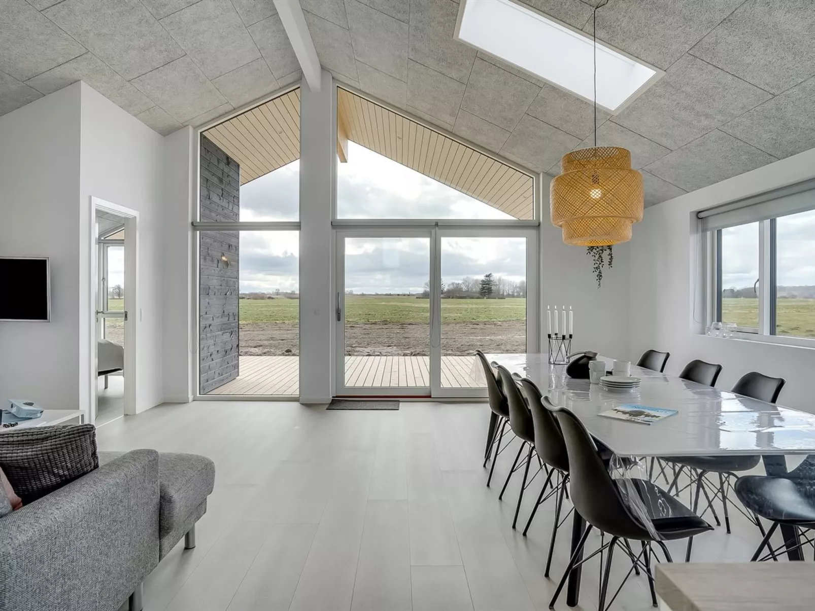 "Thalie" - 400m from the sea-Inside