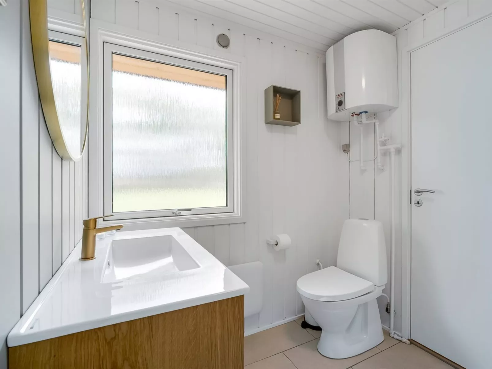 "Gudrid" - 250m to the fjord-Inside