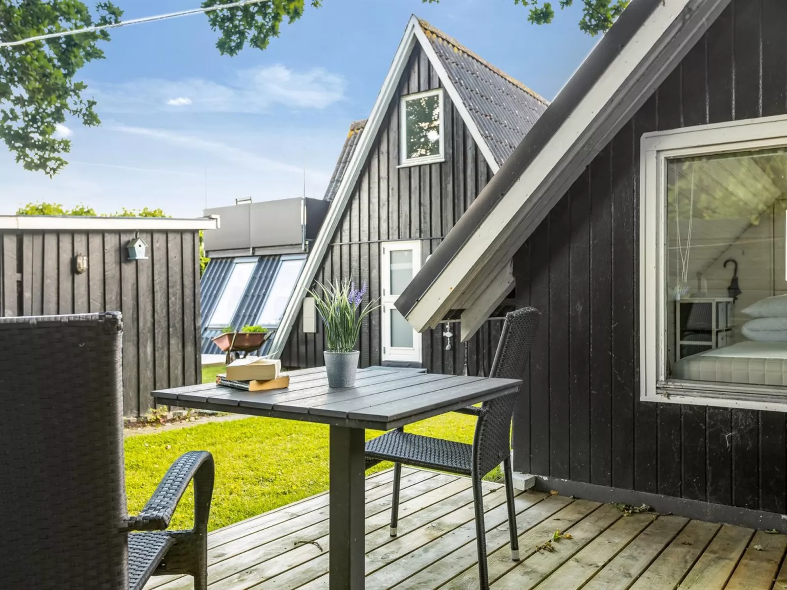 "Hunding" - 600m from the sea-Dehors