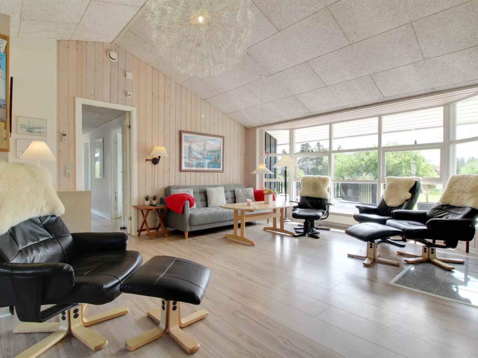 "Emilia" - 1.8km from the sea-Inside