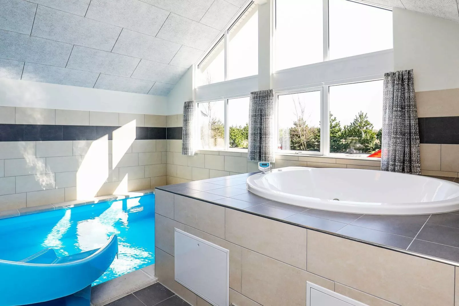 20 person holiday home in Væggerløse-Spa