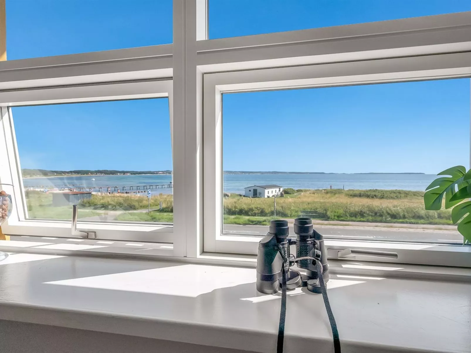 "Sira" - 25m from the sea-Outside