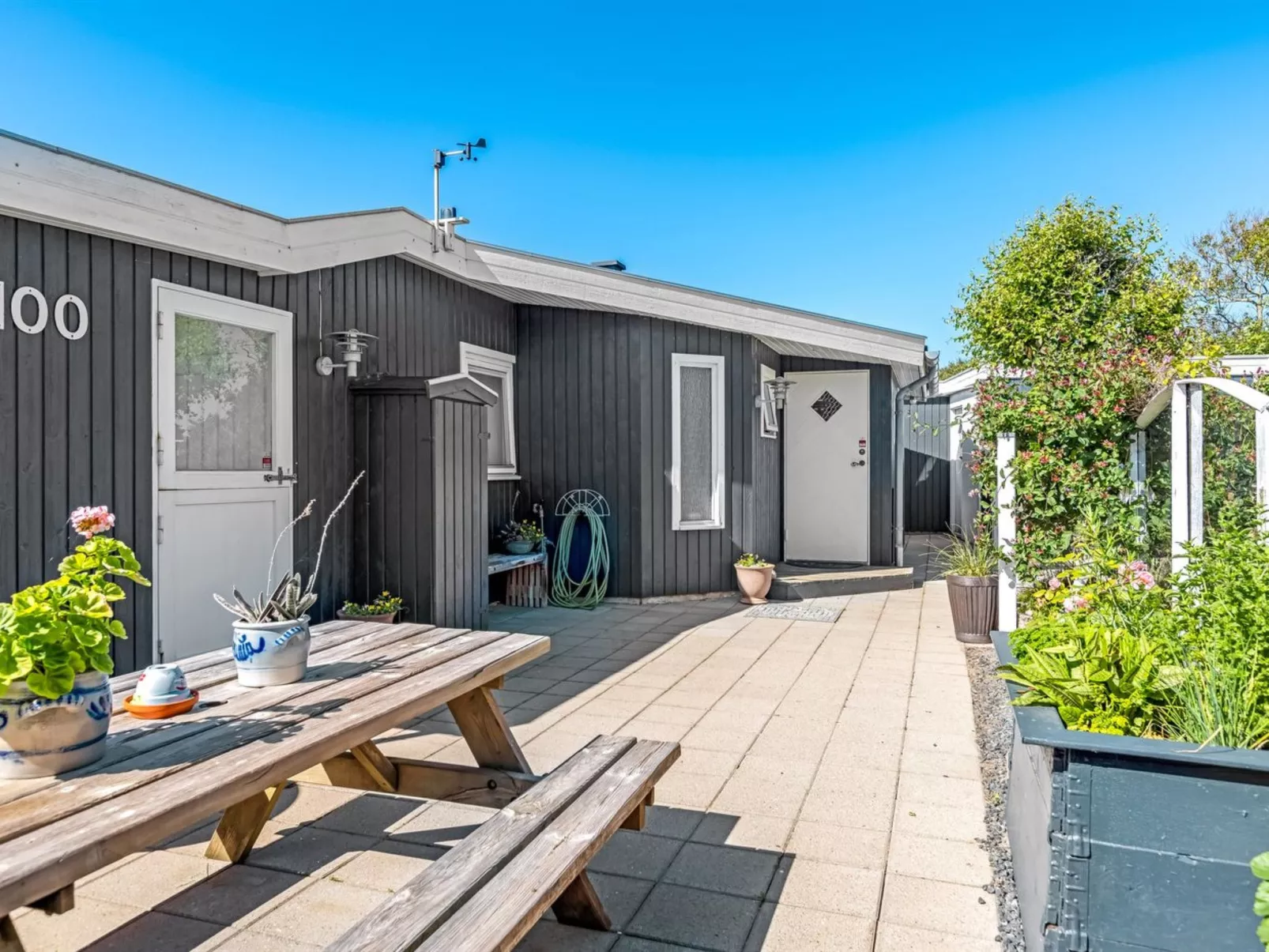 "Reima" - 50m from the sea-Outside