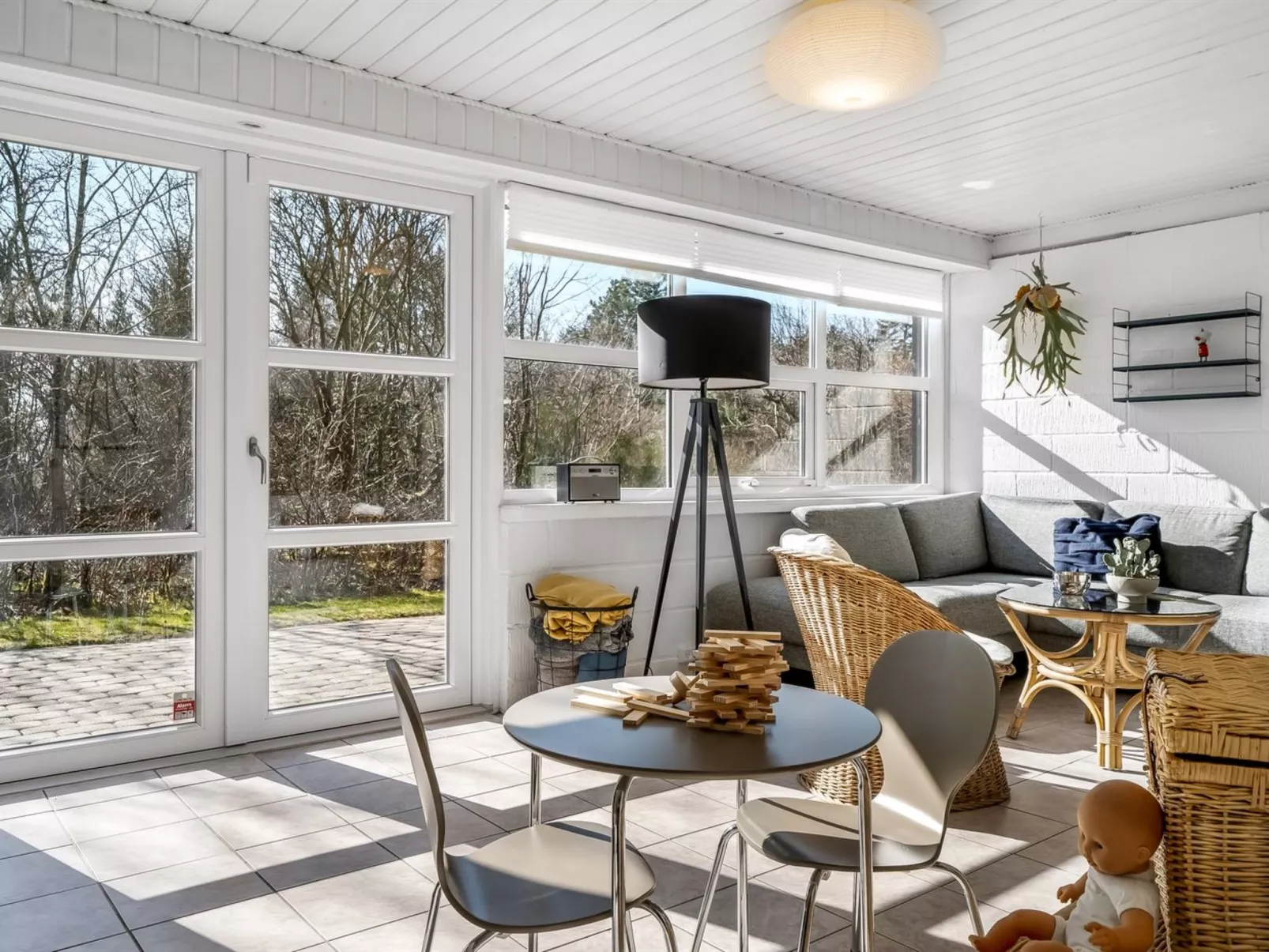 "Karmen" - 250m to the fjord-Inside