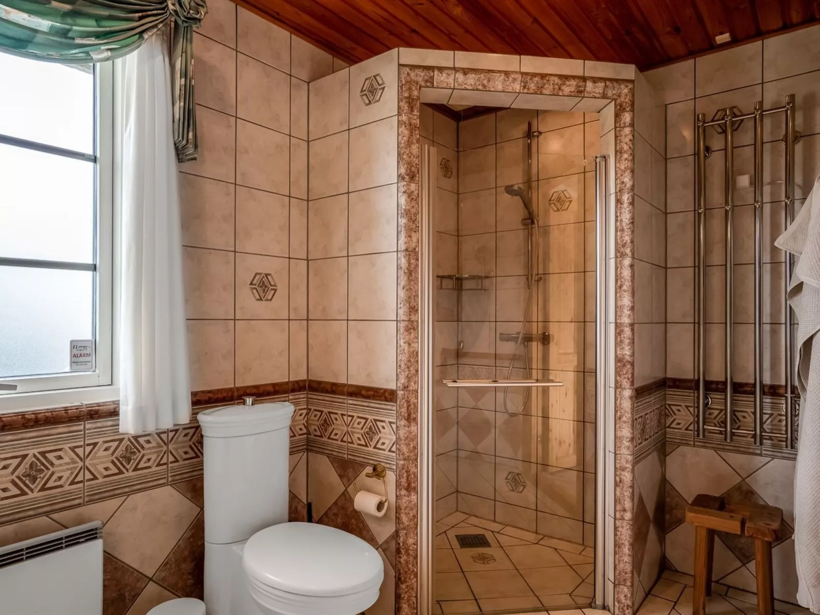 "Fotij" - 120m from the sea-Drinnen