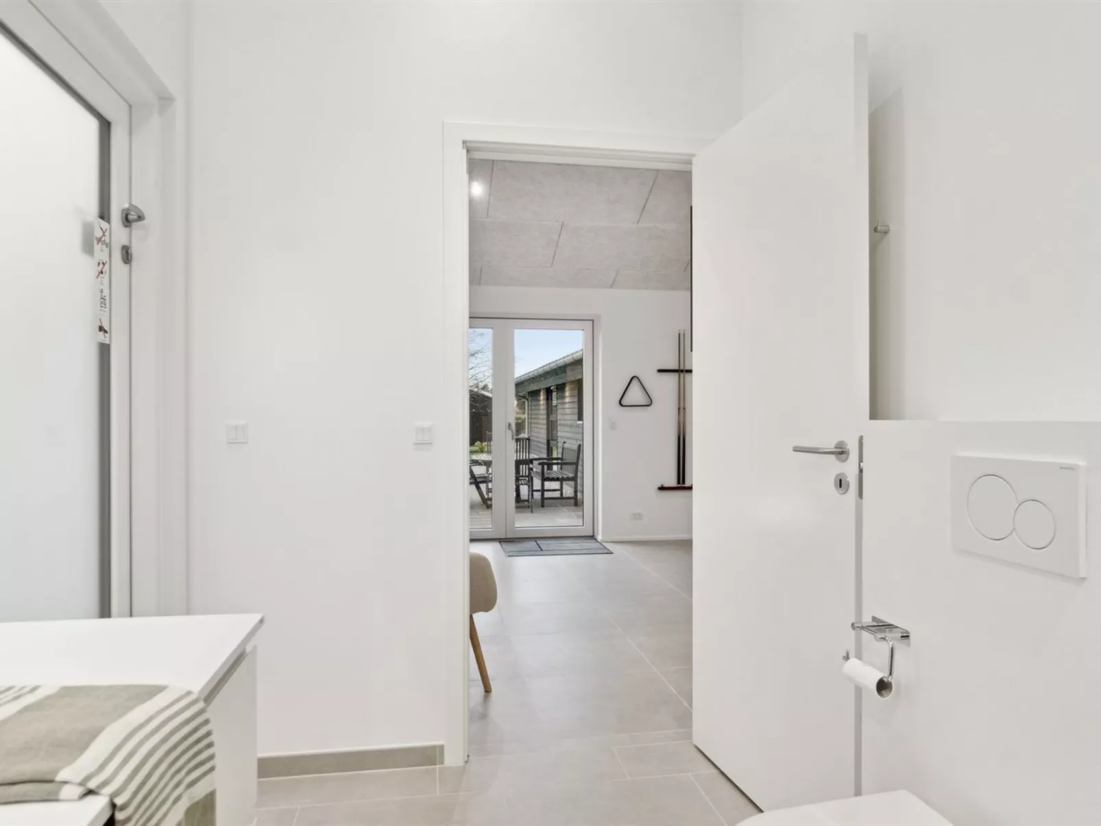 "Christian" - 600m from the sea-Inside