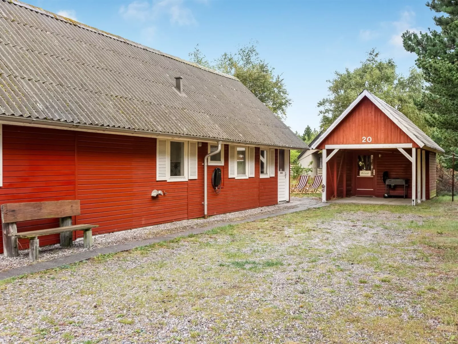 "Knud" - 2.5km from the sea-Outside