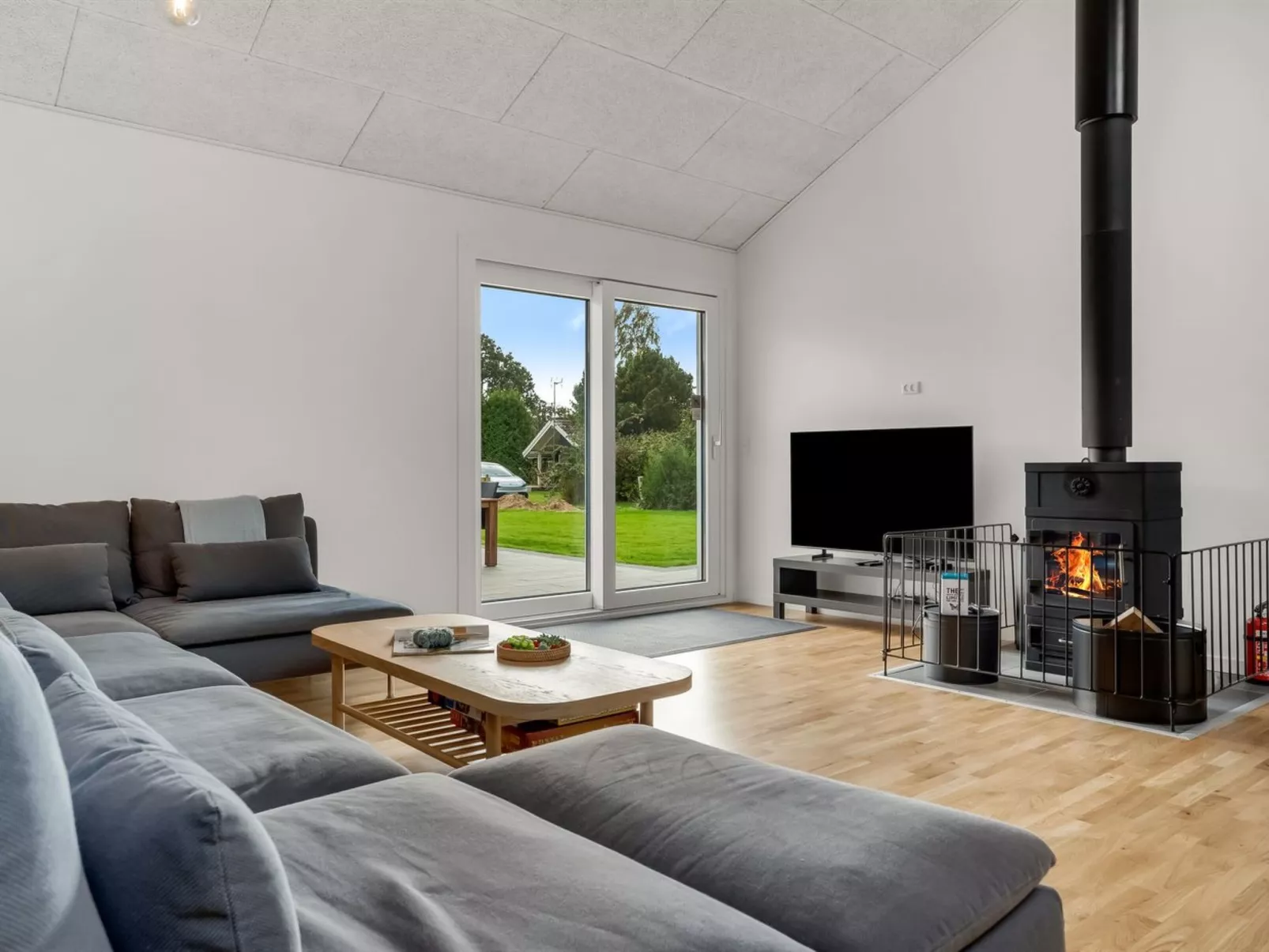 "Rajna" - 250m from the sea-Inside