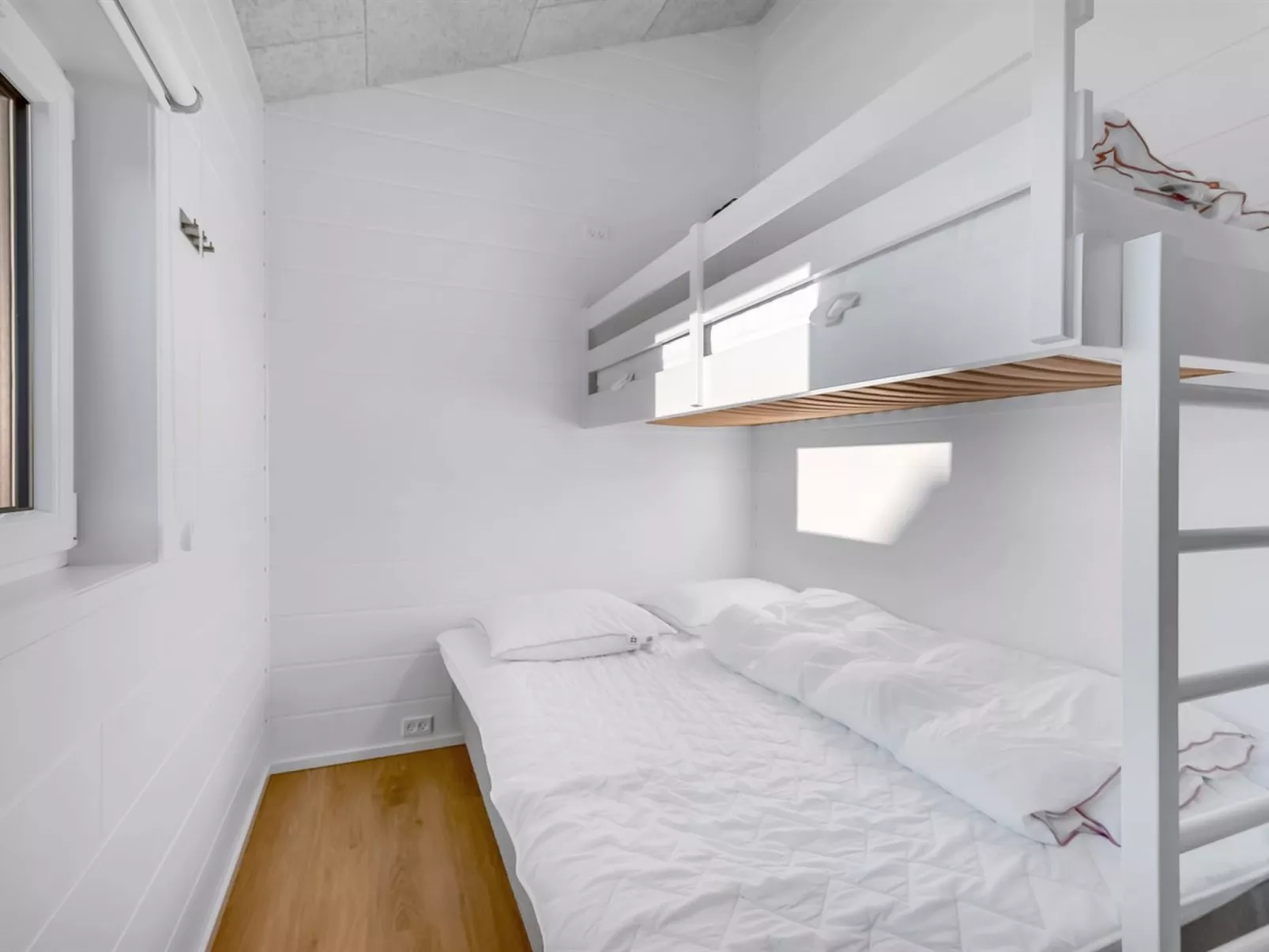 "Hana" - 800m from the sea-Inside