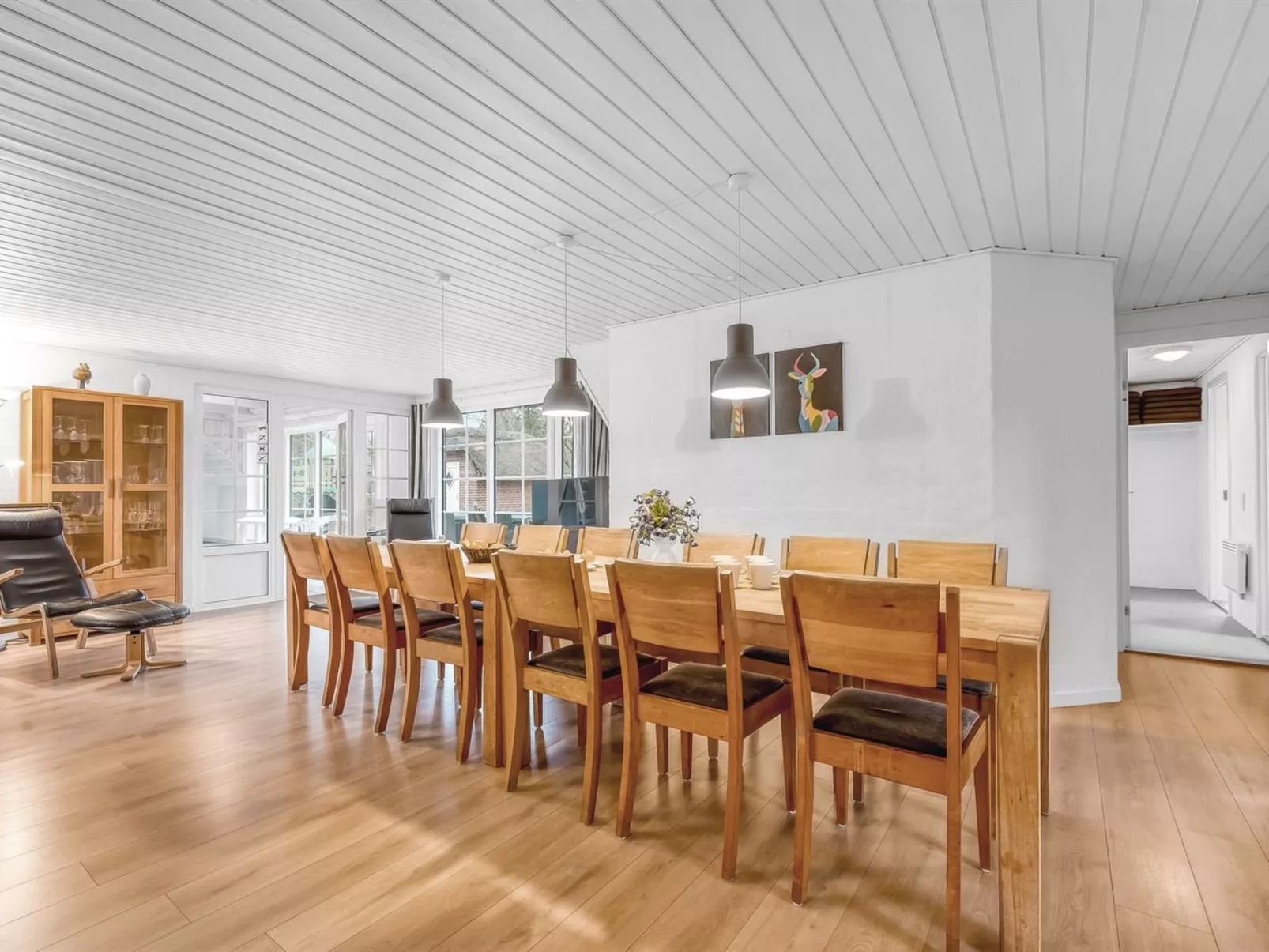 "Aagot" - 1.7km from the sea-Inside