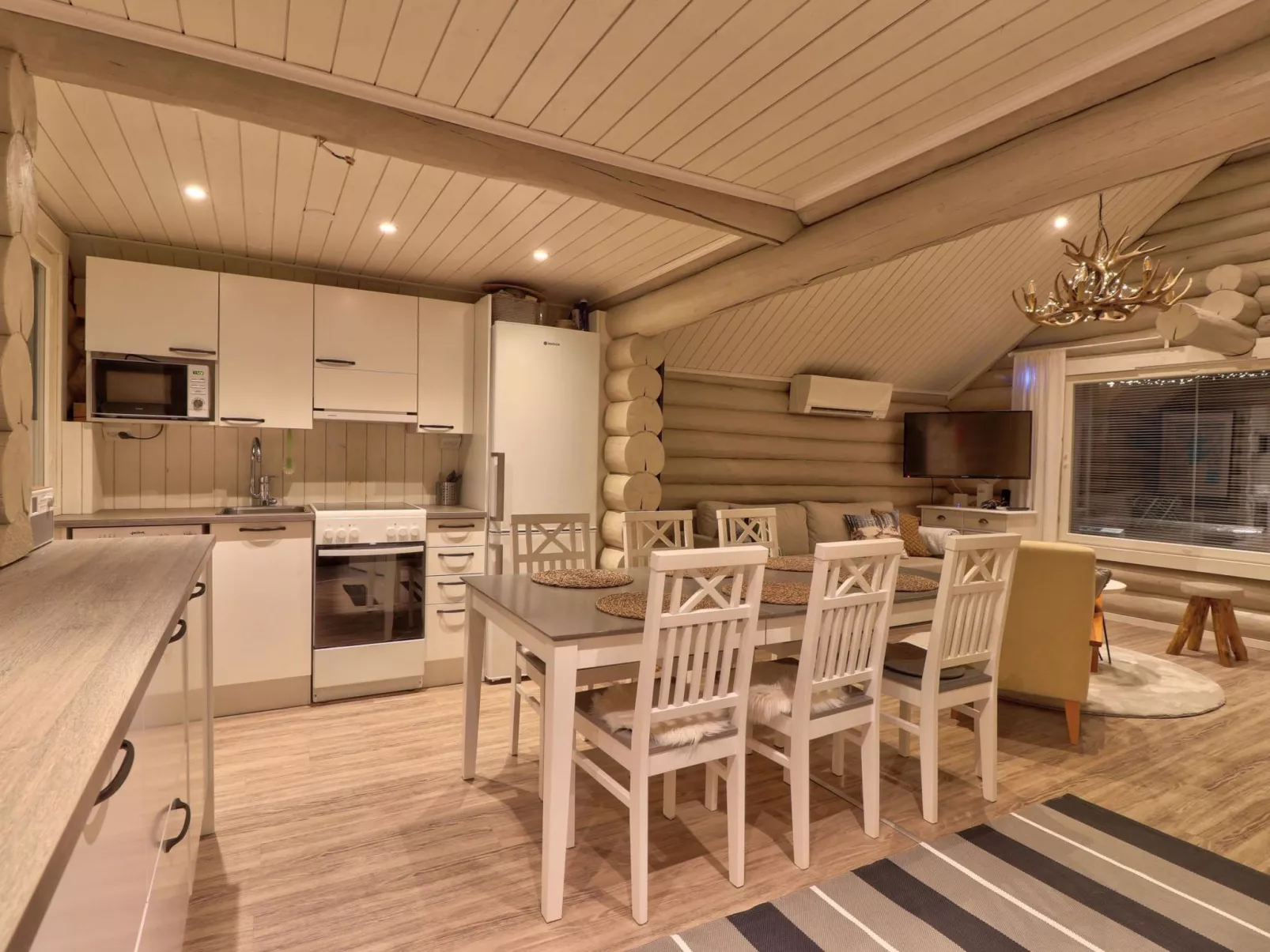 Vanttausranta-Drinnen