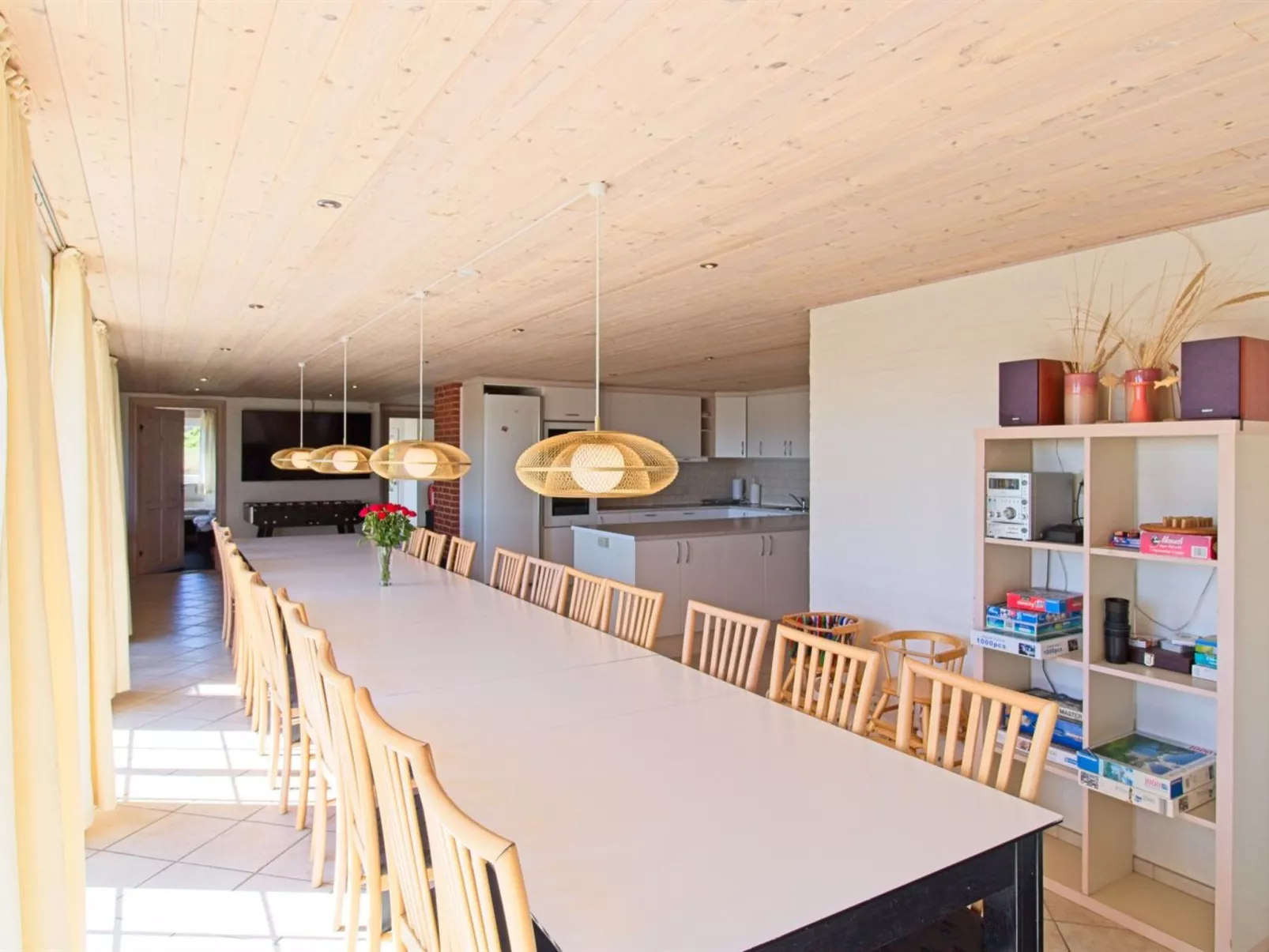 "Gytha" - 75m from the sea-Drinnen