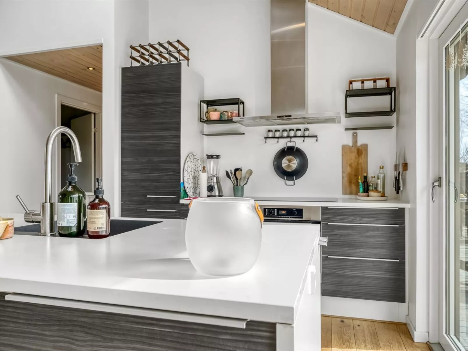 "Kato" -  from the sea-Inside