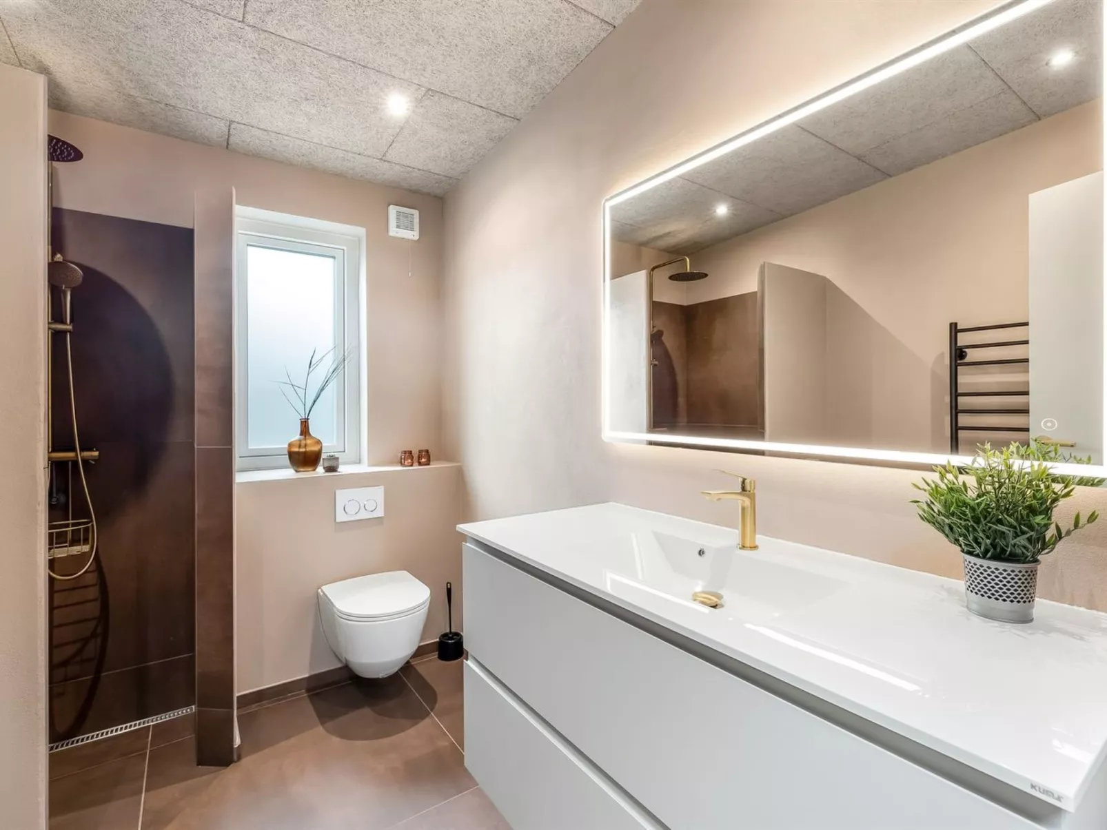 "Øthger" - 1.3km from the sea-Dedans