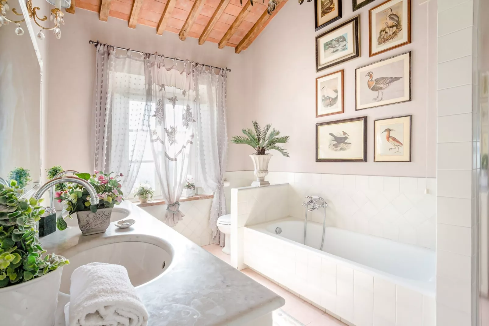 Villa Il Palagio-Bathroom