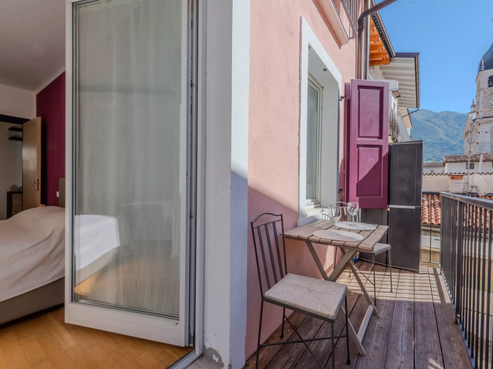 Felicitahome-Outside