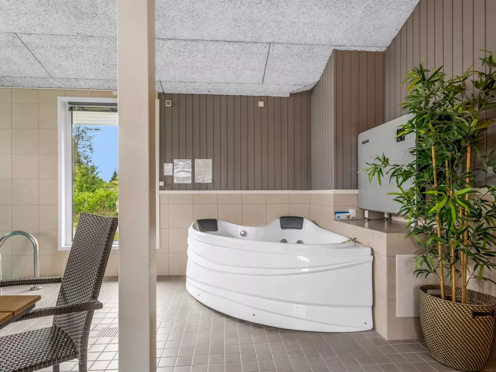 "Effy" - 600m from the sea-Drinnen