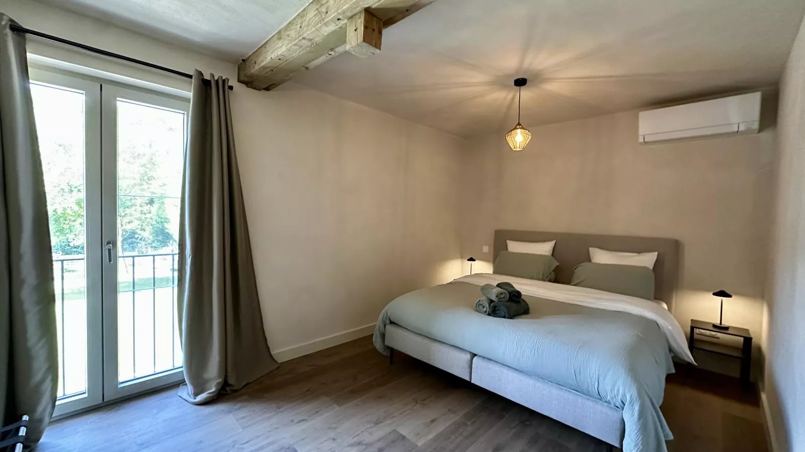 Le Moulin de Lachalade-Schlafzimmer