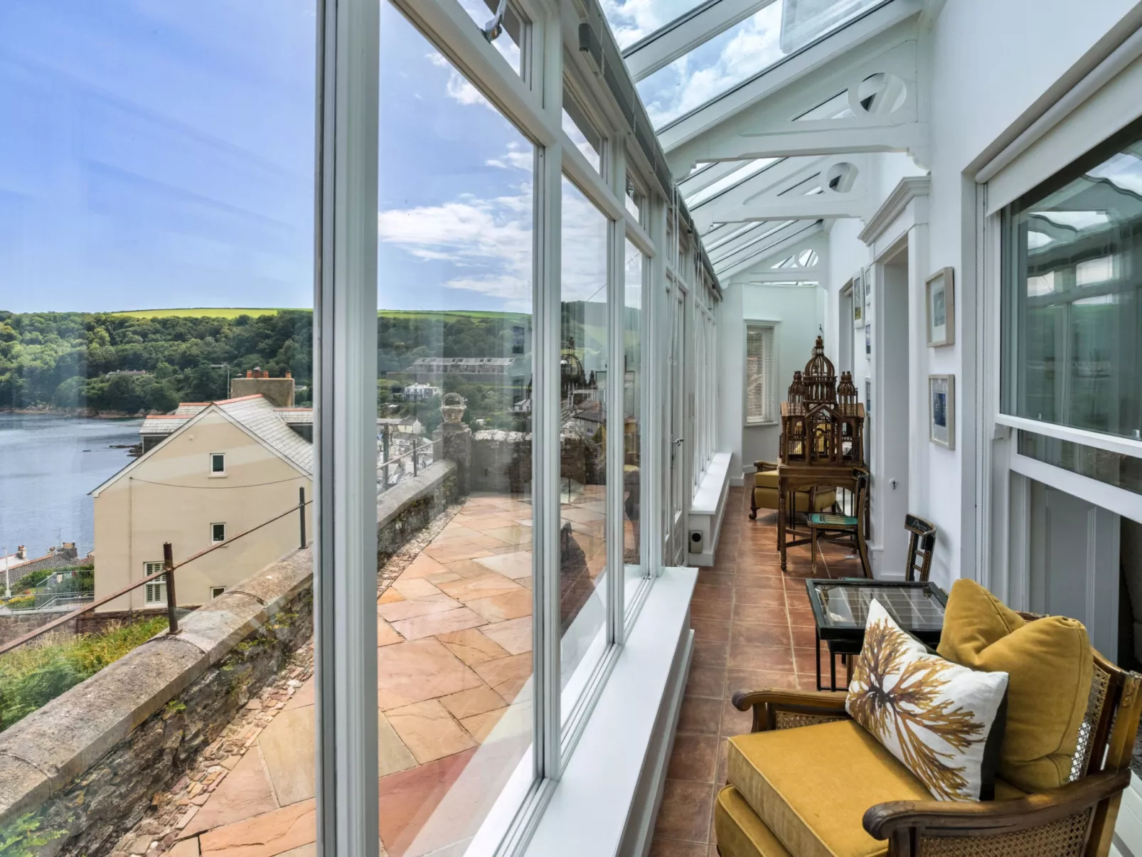 Penley Villa-Drinnen