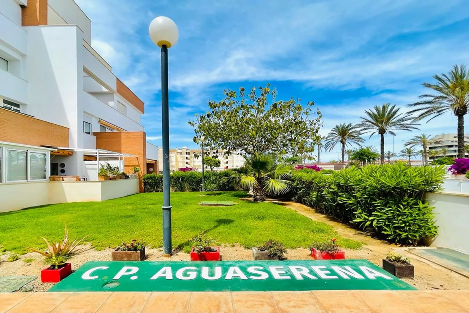 Agua Serena - Garten Sommer