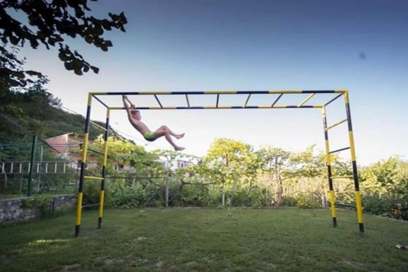 One-Bedroom Apartment With Lake View-Im Freien